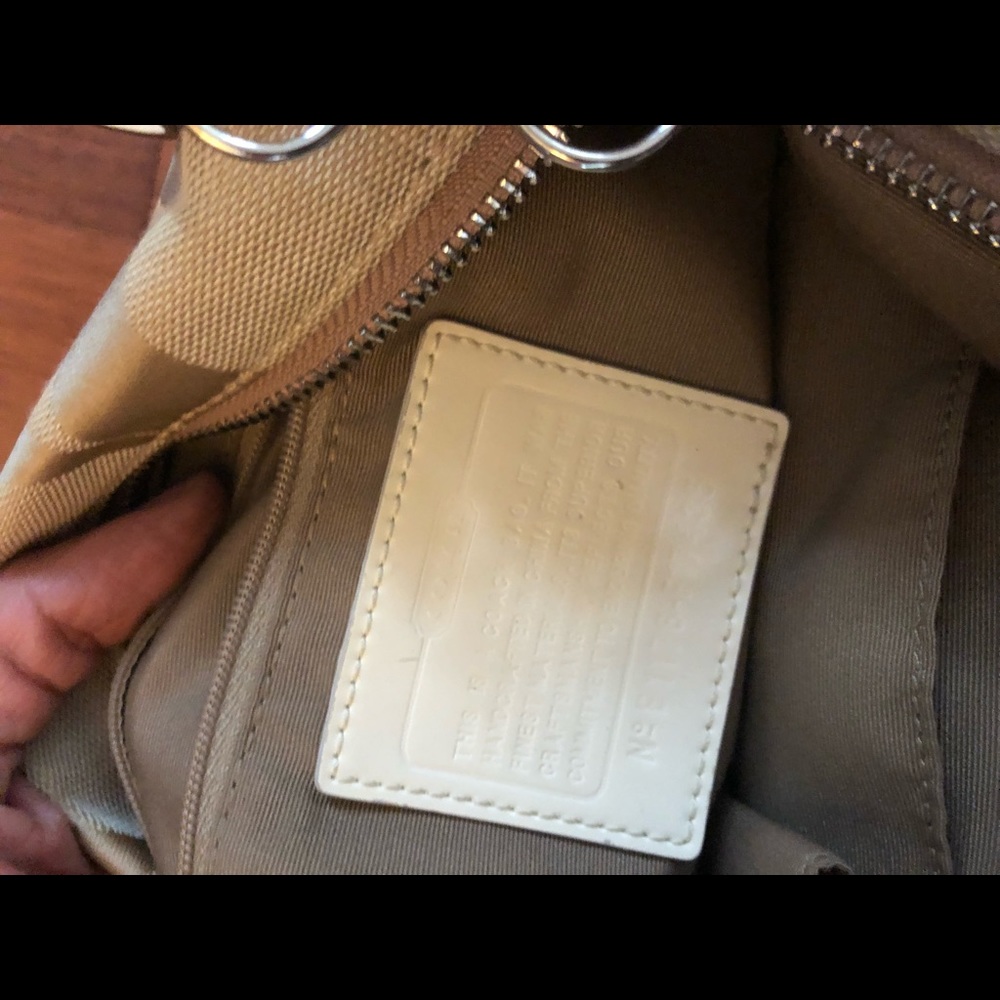 Authentic Coach Handbag - Picture 6 of 7